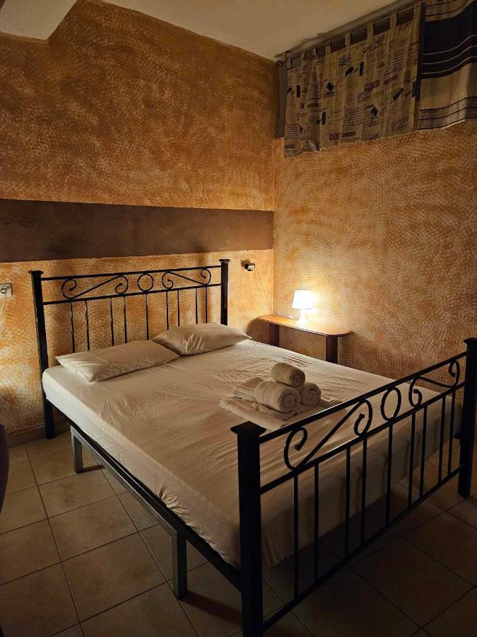George'S Guest House ハニア エクステリア 写真